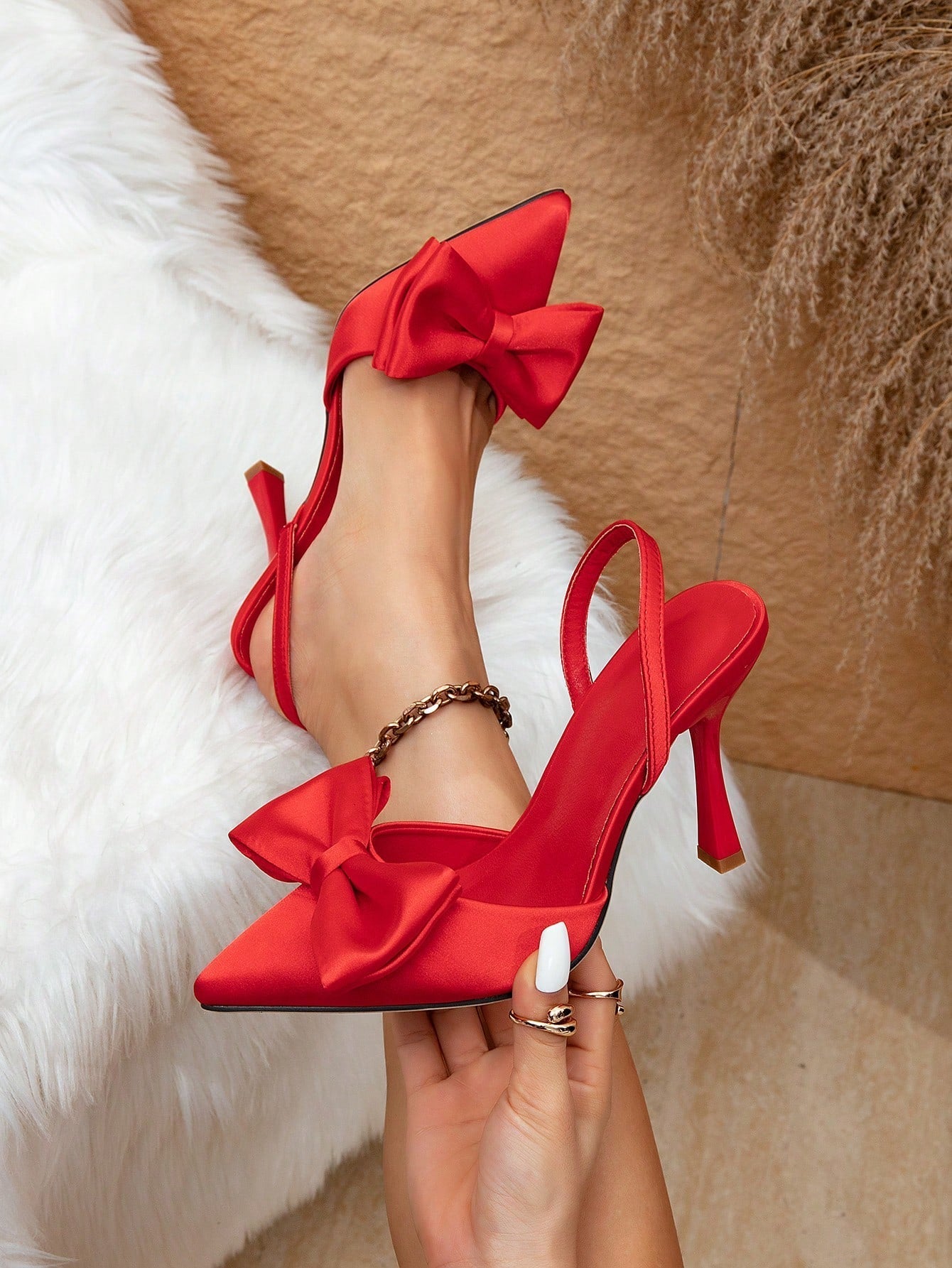 Cleo | Talons Slingback avec Nœud