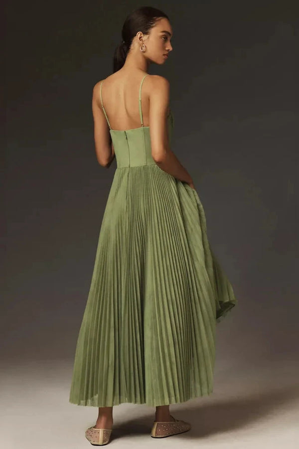 Claire | Robe plissée en tulle avec drapé asymétrique