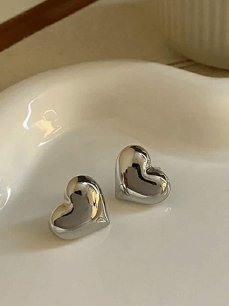 Brigitte | Boucles d'oreilles cœur bébé