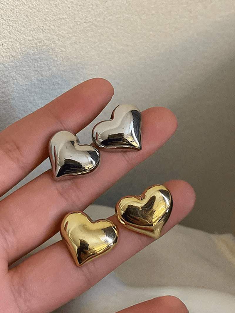 Brigitte | Boucles d'oreilles cœur bébé