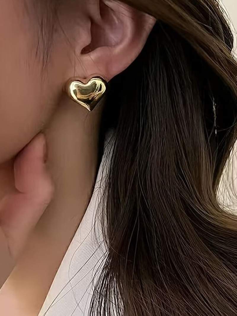 Brigitte | Boucles d'oreilles cœur bébé