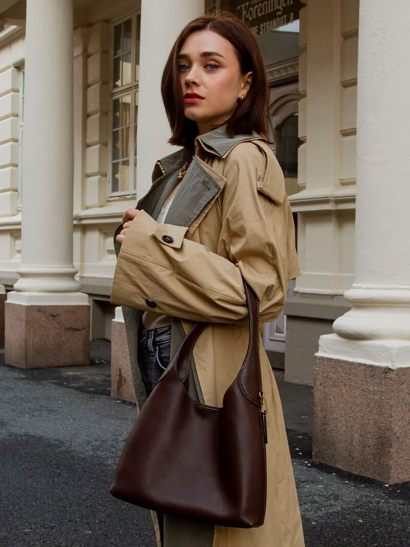 Clotilde | Sac en simili cuir avec charme cerise