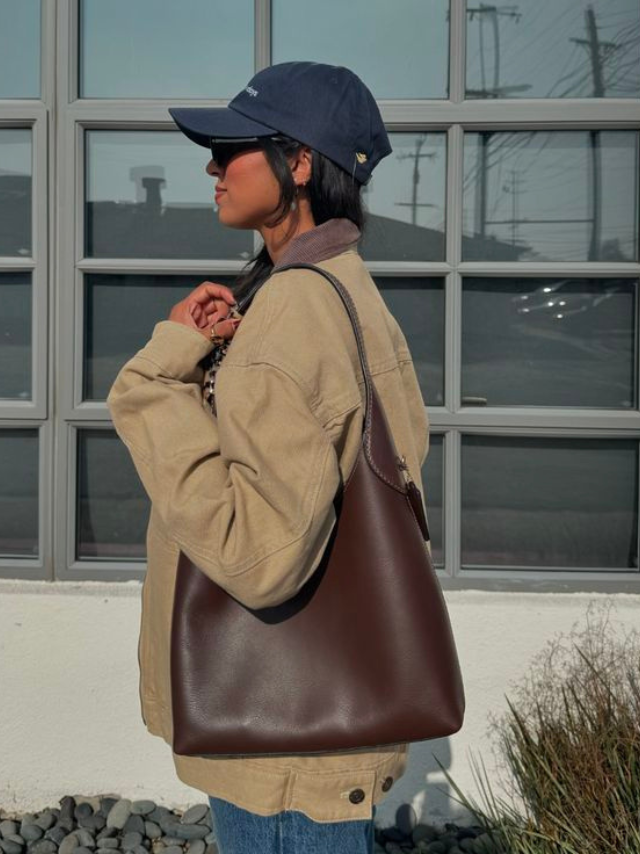 Clotilde | Sac en simili cuir avec charme cerise