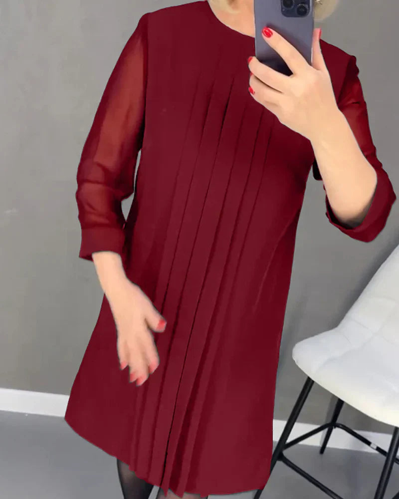Monique™ | Robe Noire Élégante à Manches Voilées