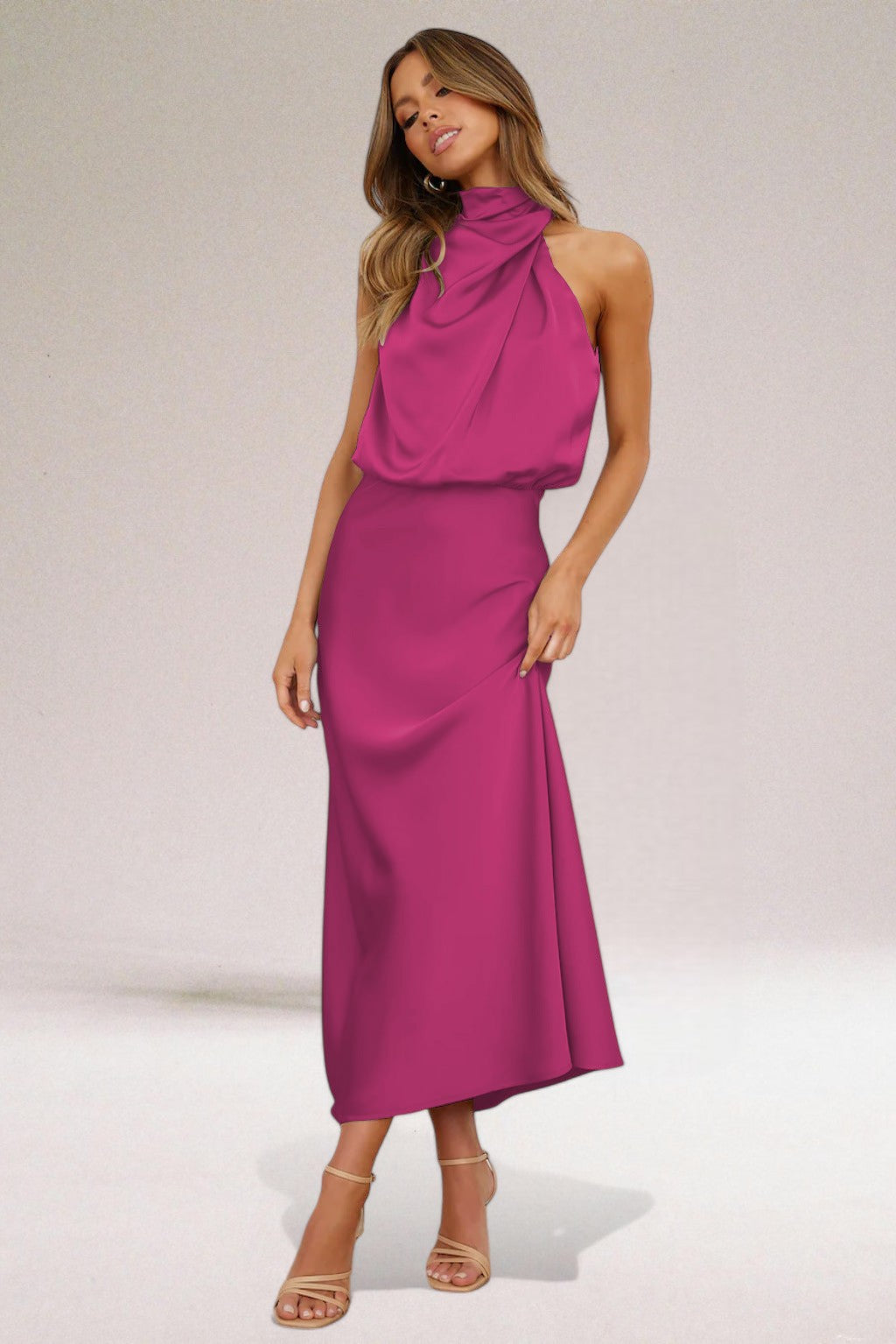 Angelique™ | Robe dos nu en satin glamour