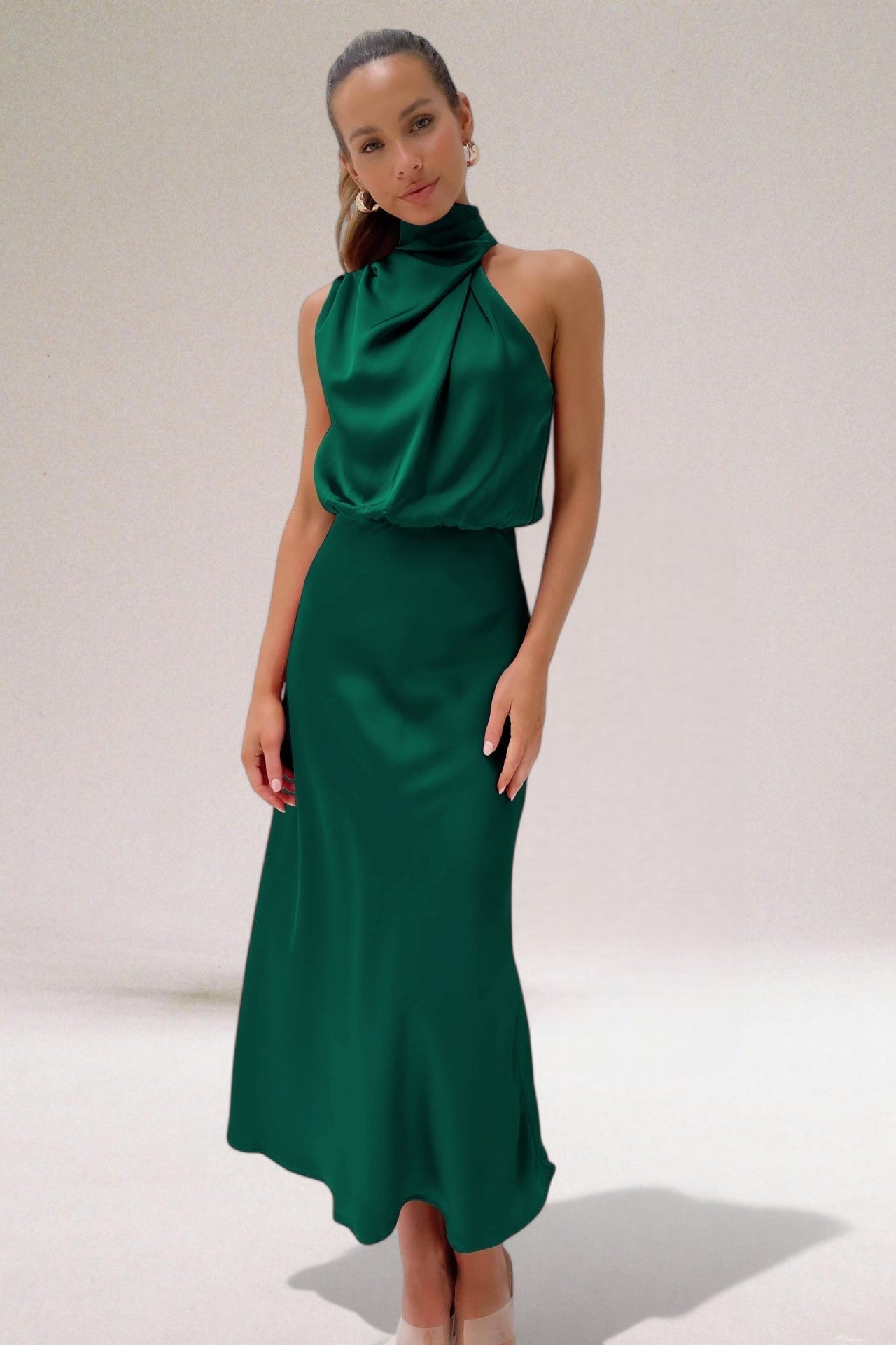 Angelique™ | Robe dos nu en satin glamour