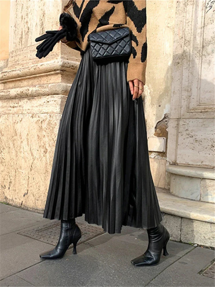 Lison | La Jupe Midi Plissée Luxe